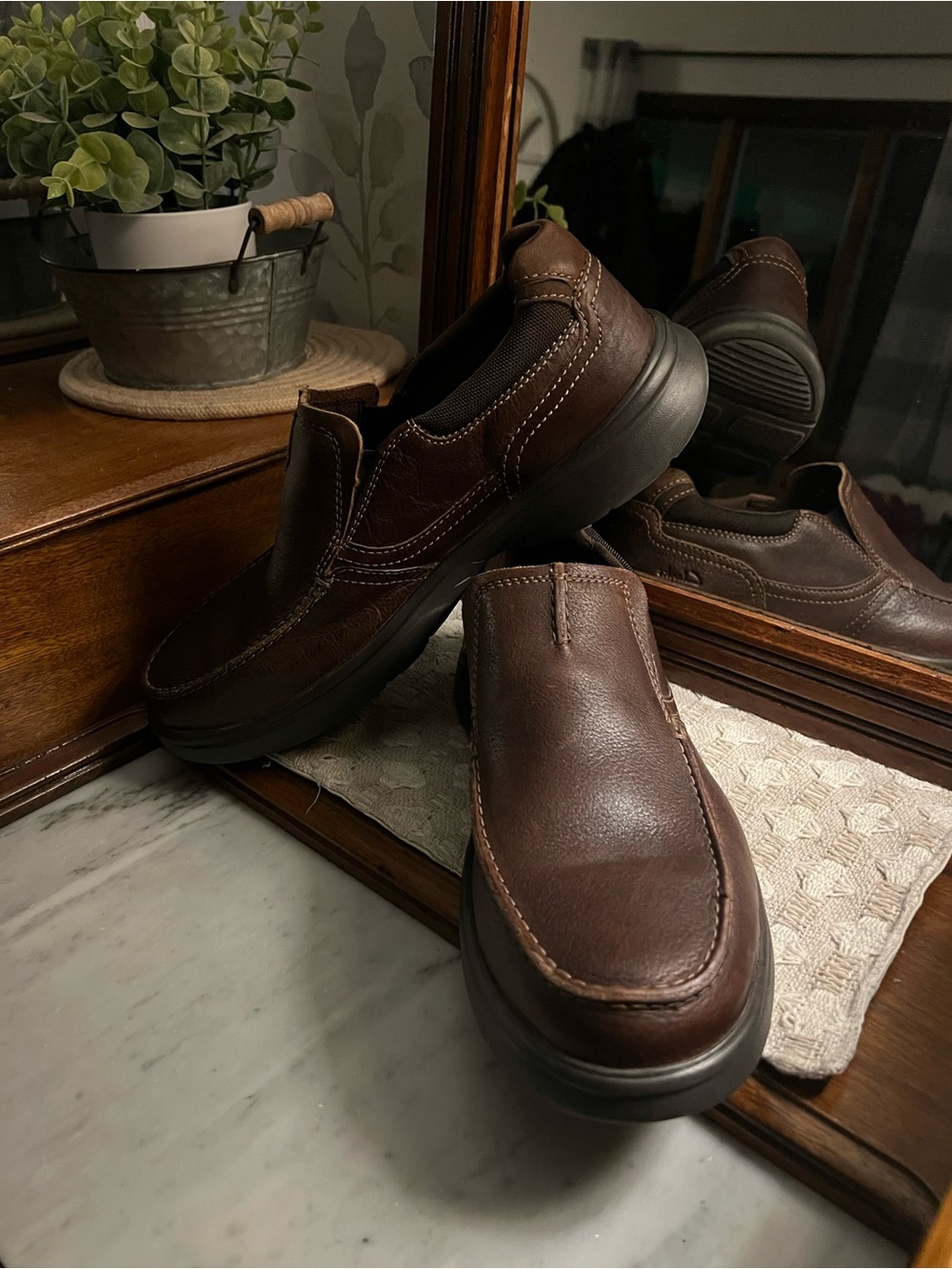 CLARK'S‎ Classic Slip On Bradley Free Leather Loafers Brown Black Men's Size 11
